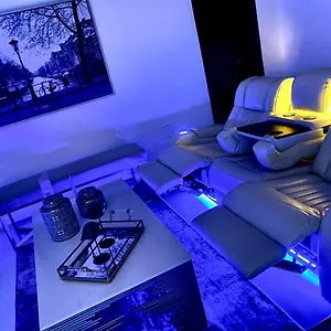 https://spectacular-penthouse-with-private-jacuzzi-terrace.comcaribbean.com